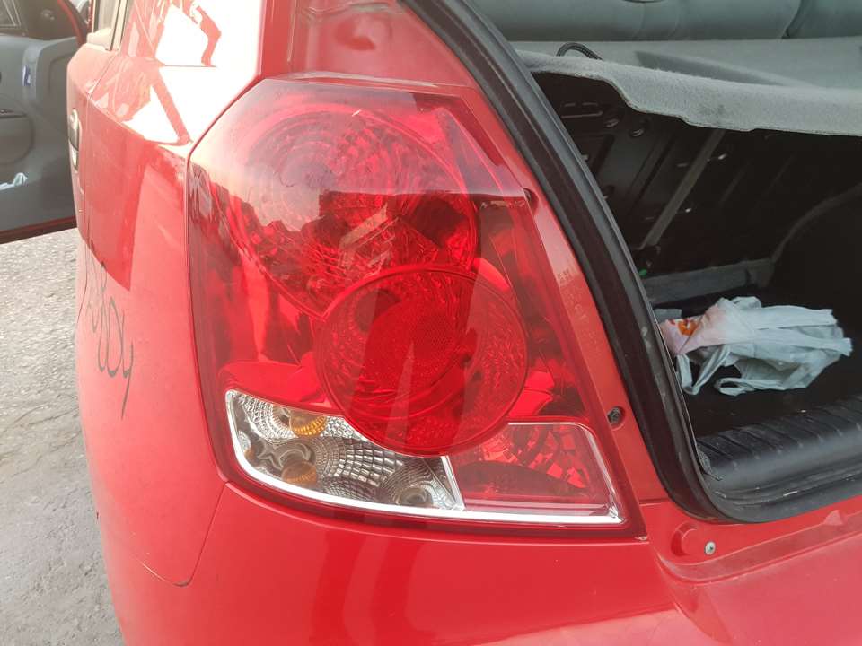Piloto Trasero Izquierdo para Chevrolet Kalos