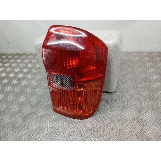 Piloto Trasero Derecho para Toyota Rav 4 (A2)