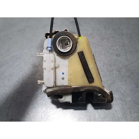 Cerradura Puerta Trasera Derecha para Toyota Prius (Nhw30)
