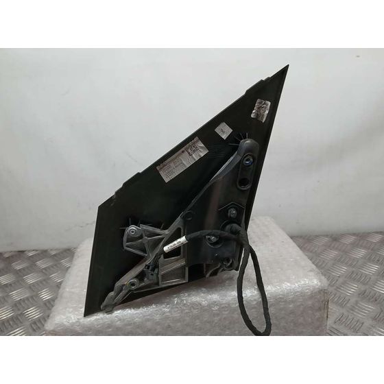 Retrovisor Derecho para Mercedes-Benz Clase B (W246)