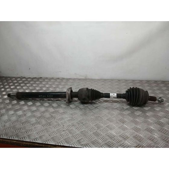 Transmision Delantera Derecha para Mercedes-Benz Clase B (W246)