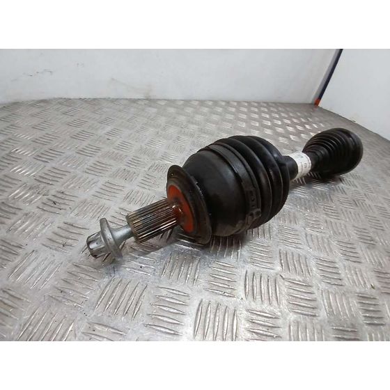 Transmision Delantera Izquierda para Mercedes-Benz Clase B (W246)