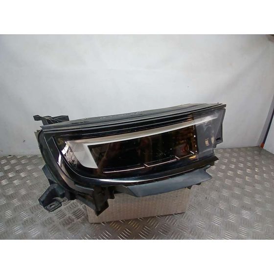 Faro Derecho para Opel Mokka