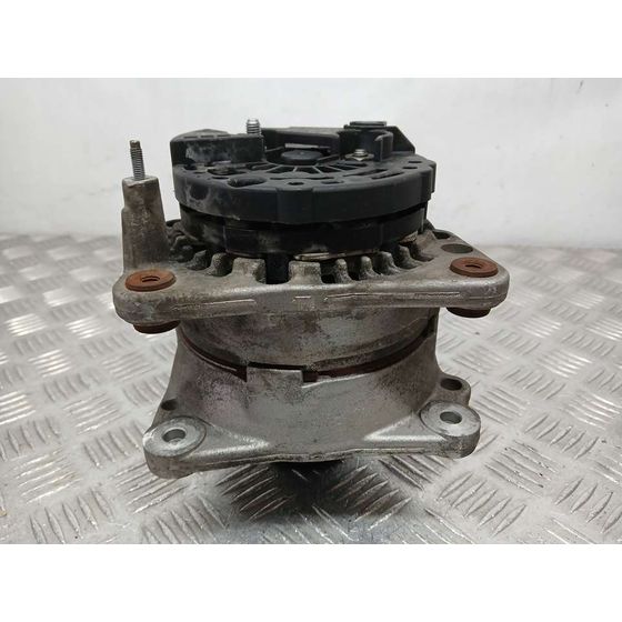 Alternador para Volkswagen Polo Berlina (6N2)