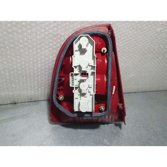 Piloto Trasero Derecho para Skoda Superb (3U4)