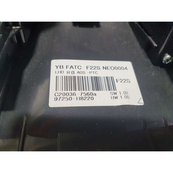 Mando Climatizador para Kia Stonic (Ybcuv)
