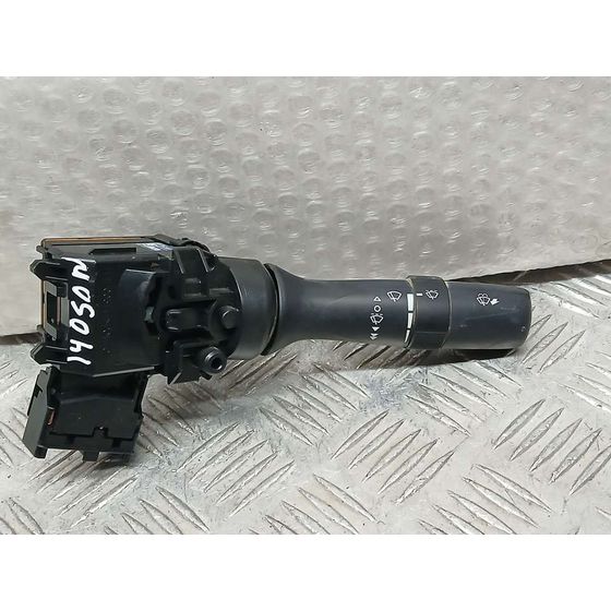 Mando Limpia para Toyota Corolla (E15)