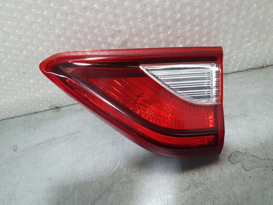 Piloto Trasero Derecho para Kia Stonic (Ybcuv)