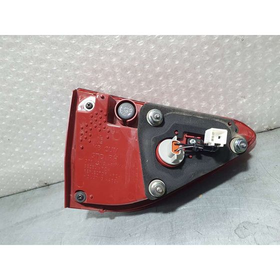 Piloto Trasero Derecho para Kia Stonic (Ybcuv)