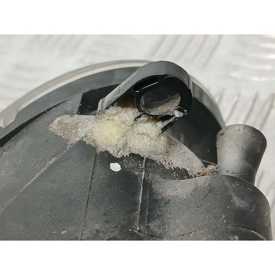 Faro Antiniebla Izquierdo para Audi A6 Berlina (4F2)