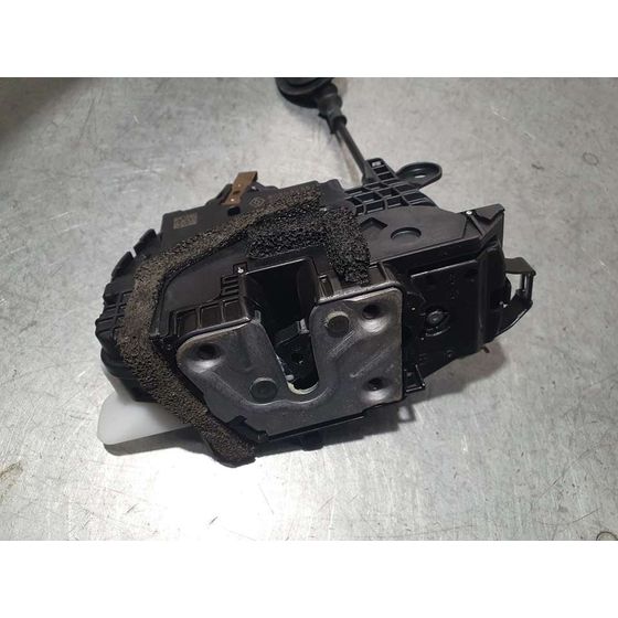 Cerradura Puerta Delantera Izquierda para Mitsubishi Colt