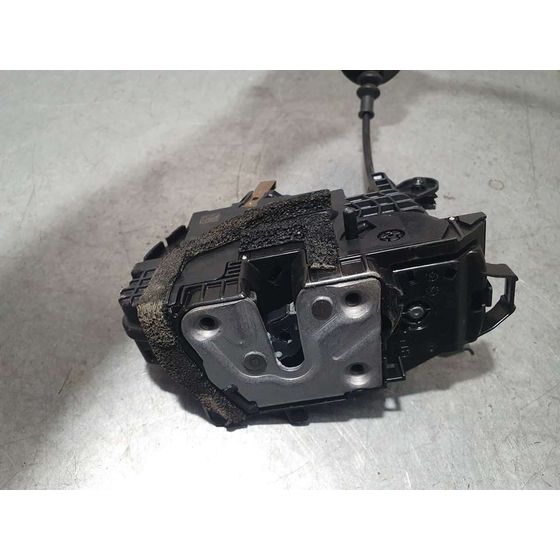Cerradura Puerta Trasera Izquierda para Mitsubishi Colt