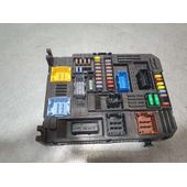 Caja Reles / Fusibles para Peugeot 308