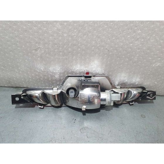 Piloto Trasero Central para Peugeot 208 (P2)