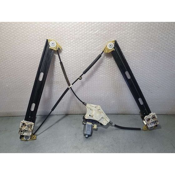 Elevalunas Delantero Derecho para Seat Leon St (5F8)