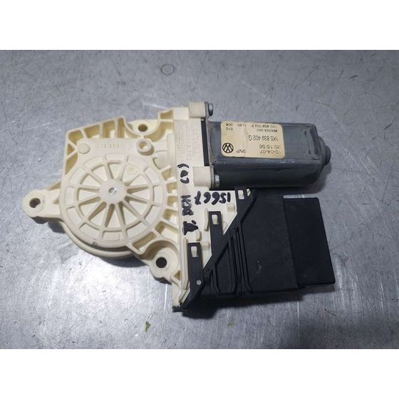 Motor Elevalunas Trasero Derecho para Volkswagen Jetta (1K2)