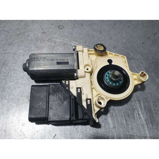 Motor Elevalunas Trasero Derecho para Volkswagen Jetta (1K2)