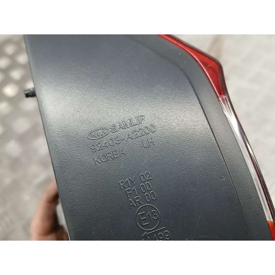 Piloto Trasero Izquierdo para Kia Cee'd
