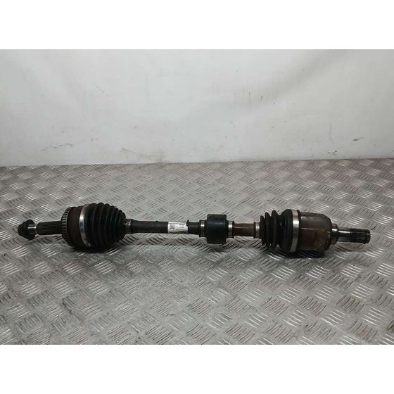 Transmision Delantera Izquierda para Kia Cee'd