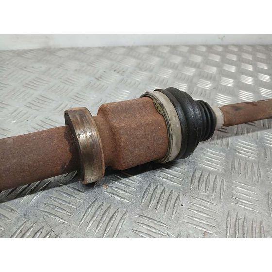 Transmision Delantera Derecha para Ford Focus Lim.