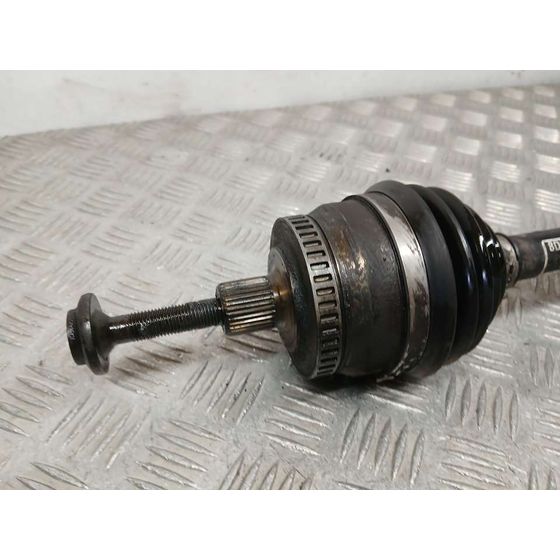 Transmision Delantera Izquierda para Audi A4 Berlina (B5)