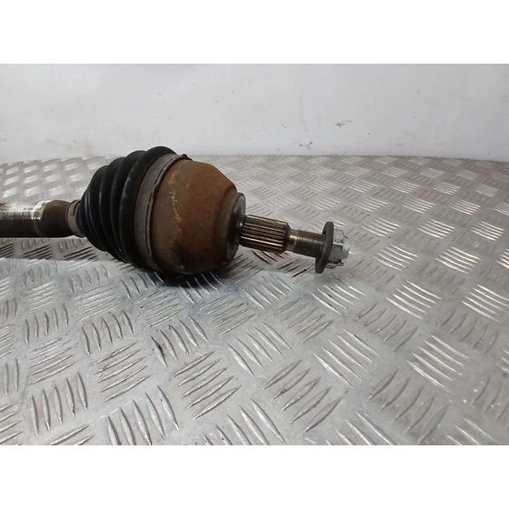Transmision Delantera Derecha para Ford Kuga (Cbv)