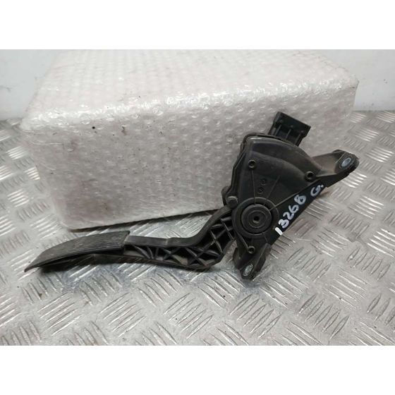 Potenciometro Pedal para Nissan Pathfinder (R51)