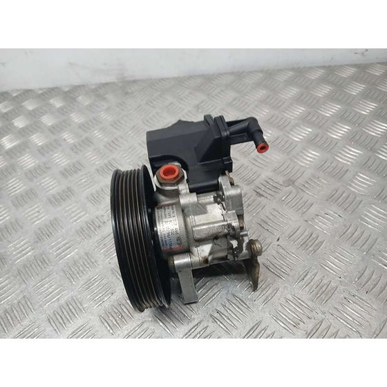 Bomba Direccion para Mercedes-Benz Clase C (W202) Berlina