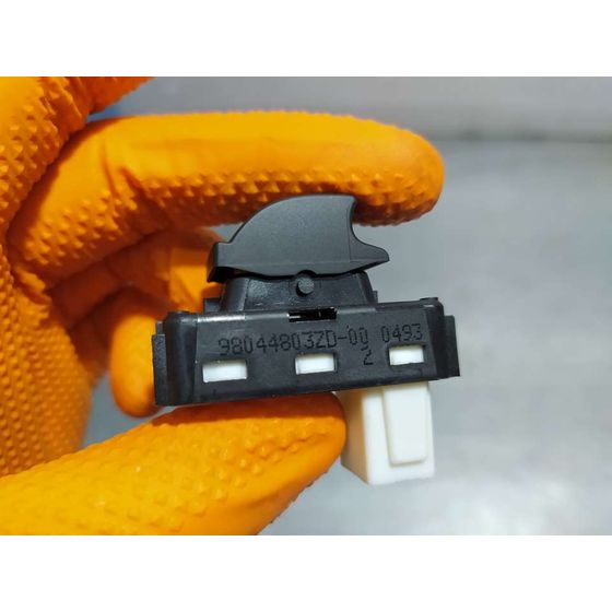 Mando Elevalunas Trasero Derecho para Peugeot 2008 (P1)