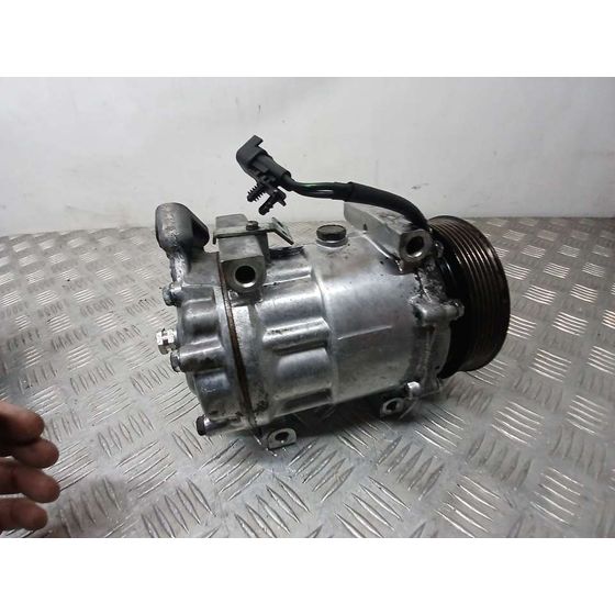 Compresor Aire Acondicionado para Ford Focus Lim. (Cb4)