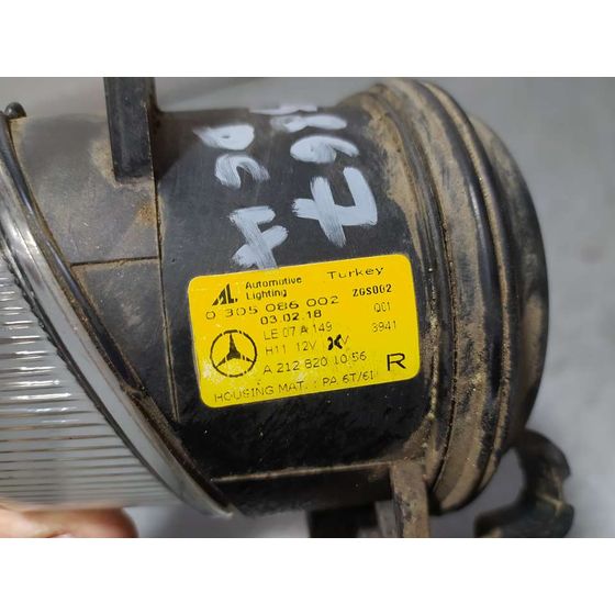 Faro Antiniebla Derecho para Mercedes-Benz Vito Kasten