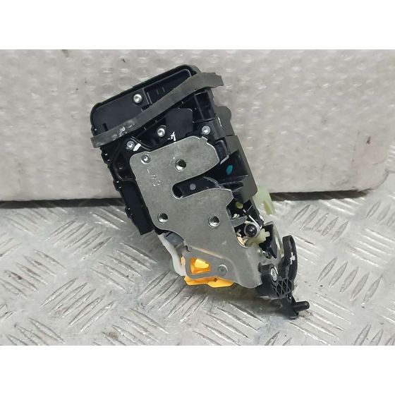 Cerradura Puerta Trasera Izquierda para Dr 5.0