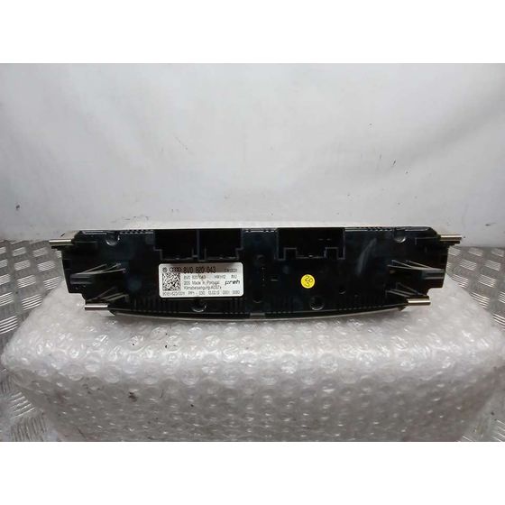Mando Climatizador para Audi A3 Sportback (8Va)