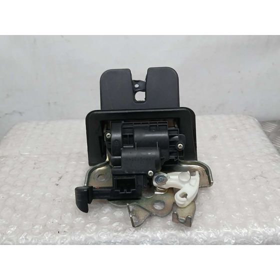 Cerradura Maletero / Porton para Audi A3 Sportback (8Va)