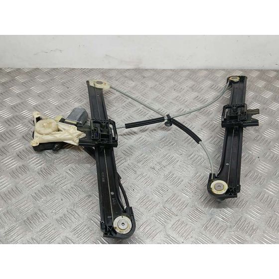 Elevalunas Delantero Izquierdo para Audi A3 Sportback (8Va)