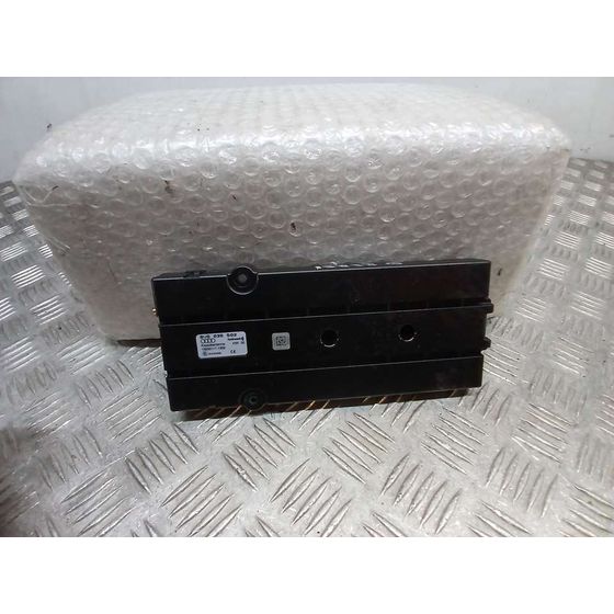 Cargador Inductivo para Audi A3 Sportback (8Va)