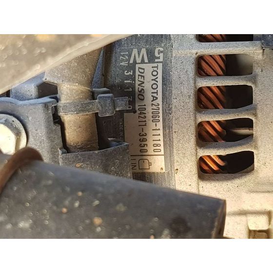Alternador para Toyota Land Cruiser (J15)