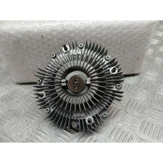 Ventilador Viscoso Motor para Nissan Cabstar ->09.06