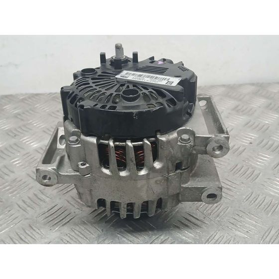 Alternador para Opel Meriva B