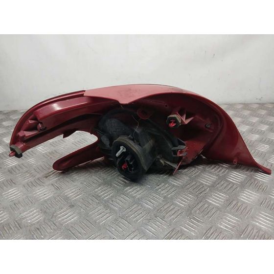 Piloto Trasero Derecho para Peugeot 208