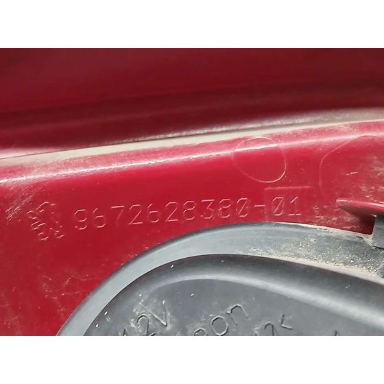 Piloto Trasero Derecho para Peugeot 208