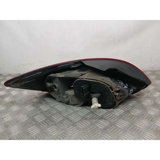 Piloto Trasero Derecho para Volkswagen Scirocco (137)