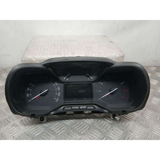 Cuadro Instrumentos para Toyota Proace