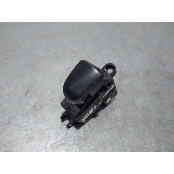 Mando Elevalunas Trasero Izquierdo para Nissan Juke (F15)