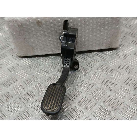 Potenciometro Pedal para Toyota Land Cruiser (J15)
