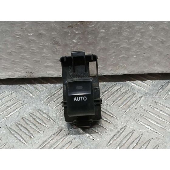 Mando Elevalunas Trasero Izquierdo para Toyota Land Cruiser (J15)
