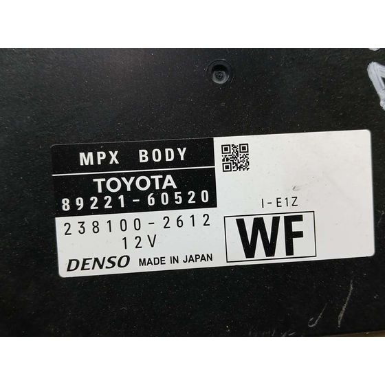 Caja Reles / Fusibles para Toyota Land Cruiser (J15)