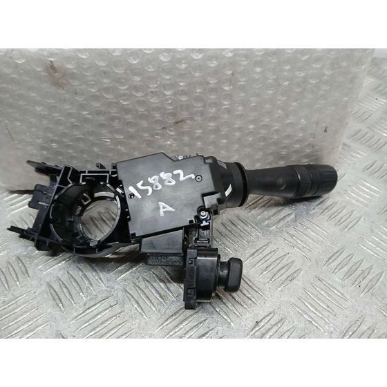 Mando Luces para Toyota Land Cruiser (J15)