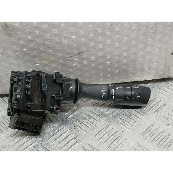 Mando Limpia para Toyota Land Cruiser (J15)