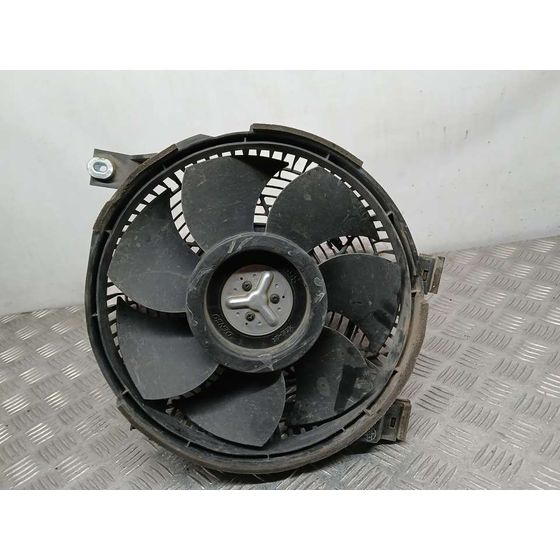 Electroventilador para Toyota Land Cruiser (J15)